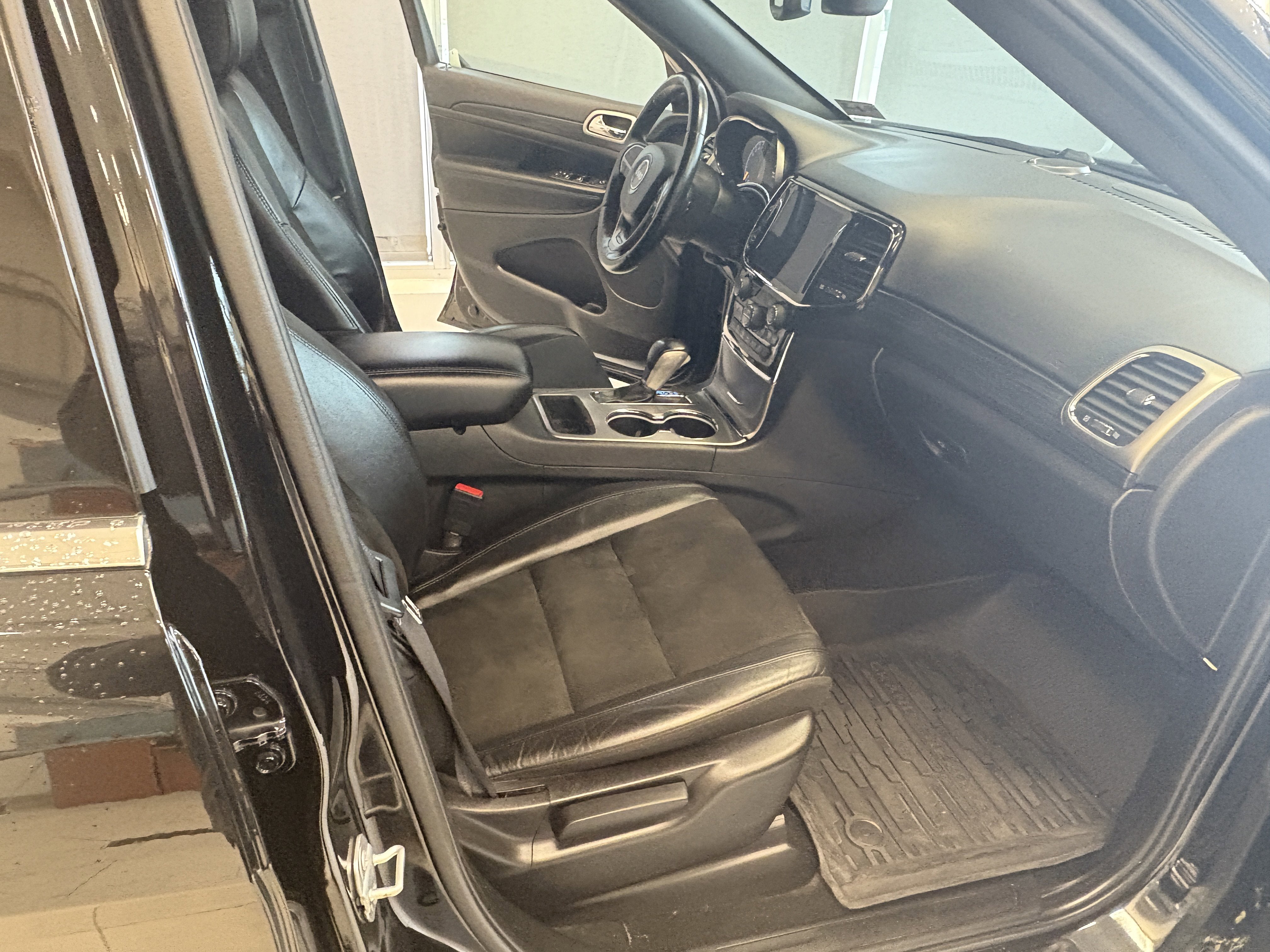 2022 Jeep Grand Cherokee WK Laredo X