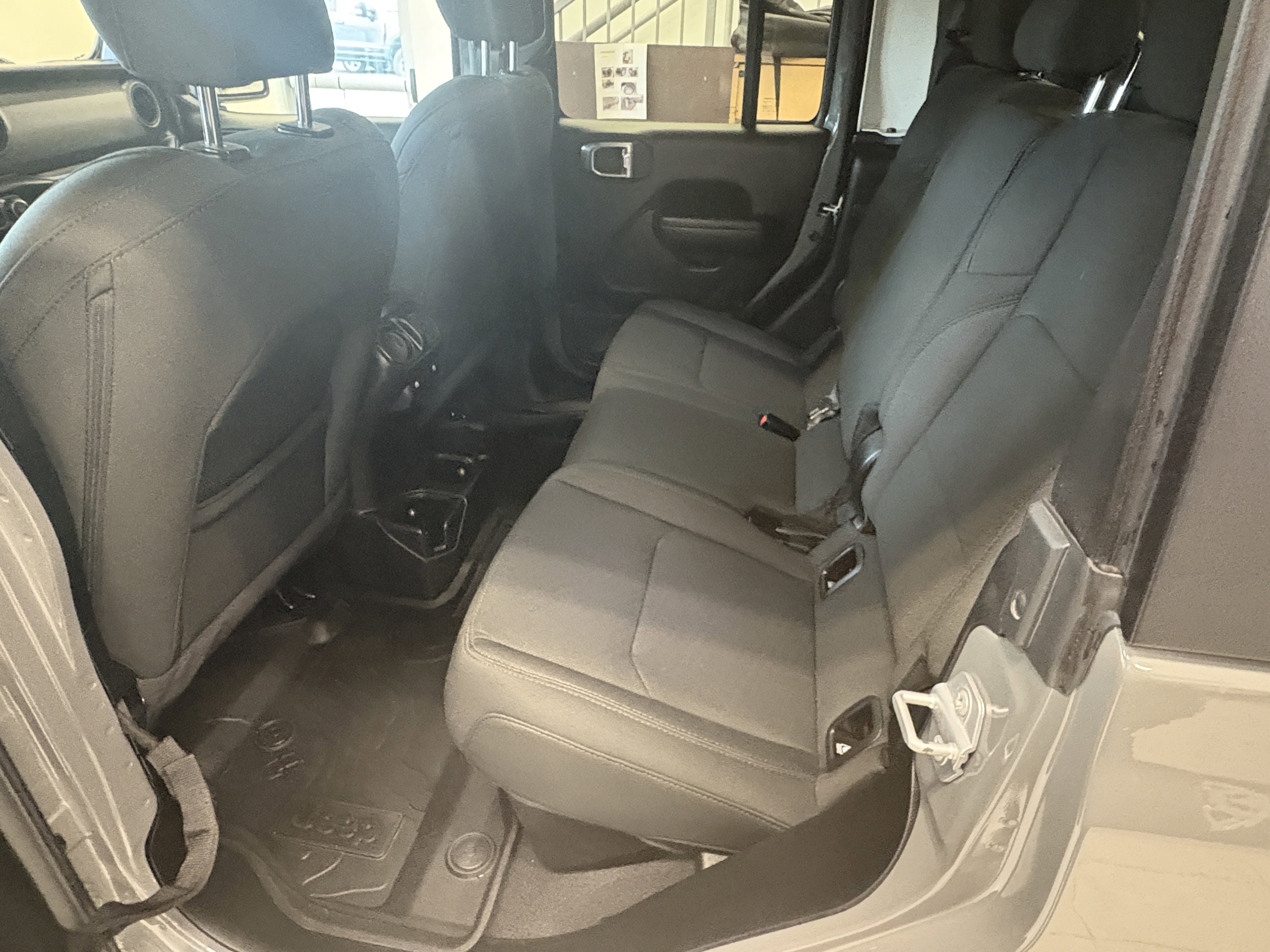 2021 Jeep Gladiator Willys