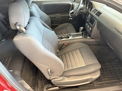 2010 Dodge Challenger SE