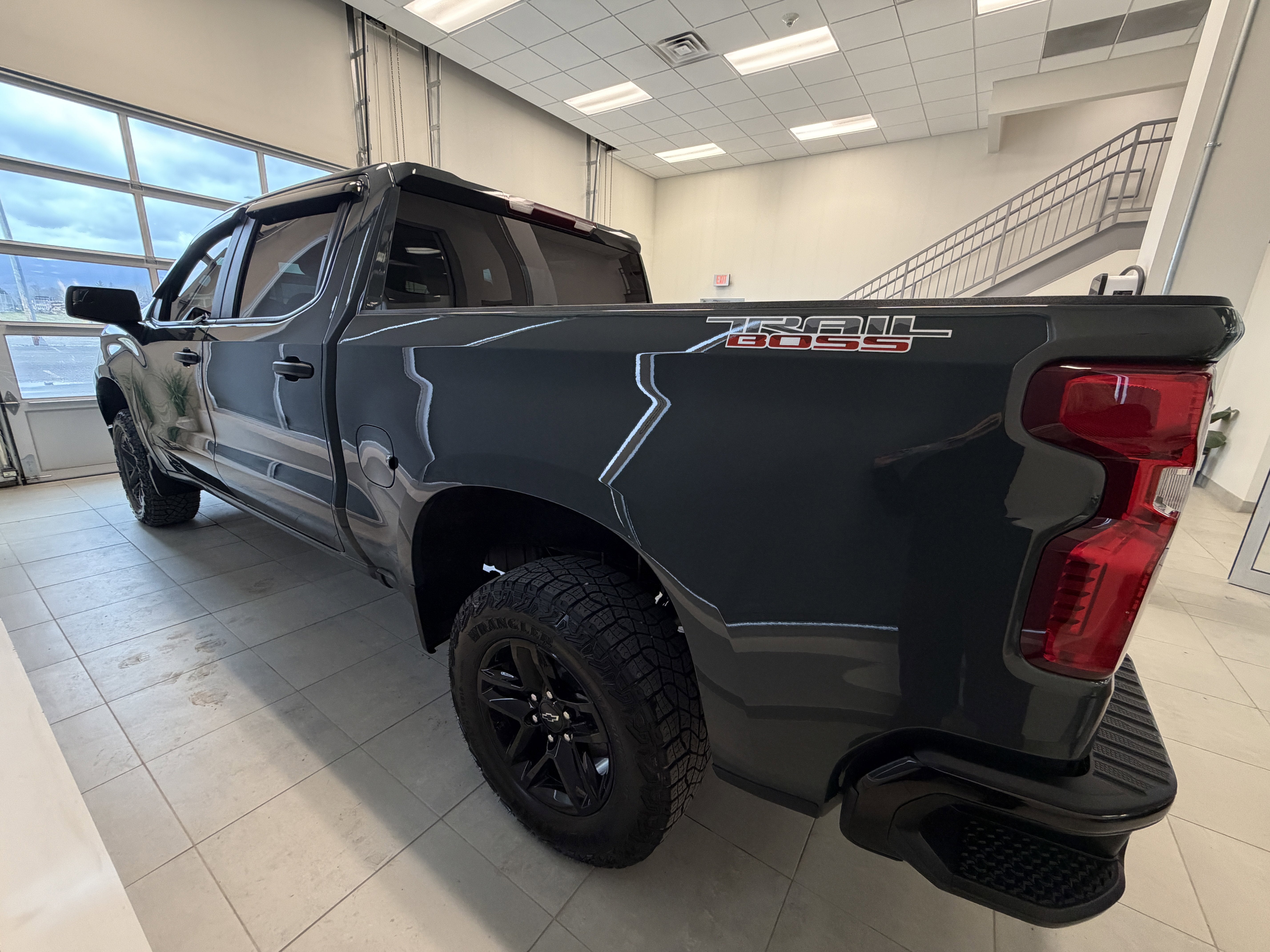 2025 Chevrolet Silverado 1500 Custom Trail Boss
