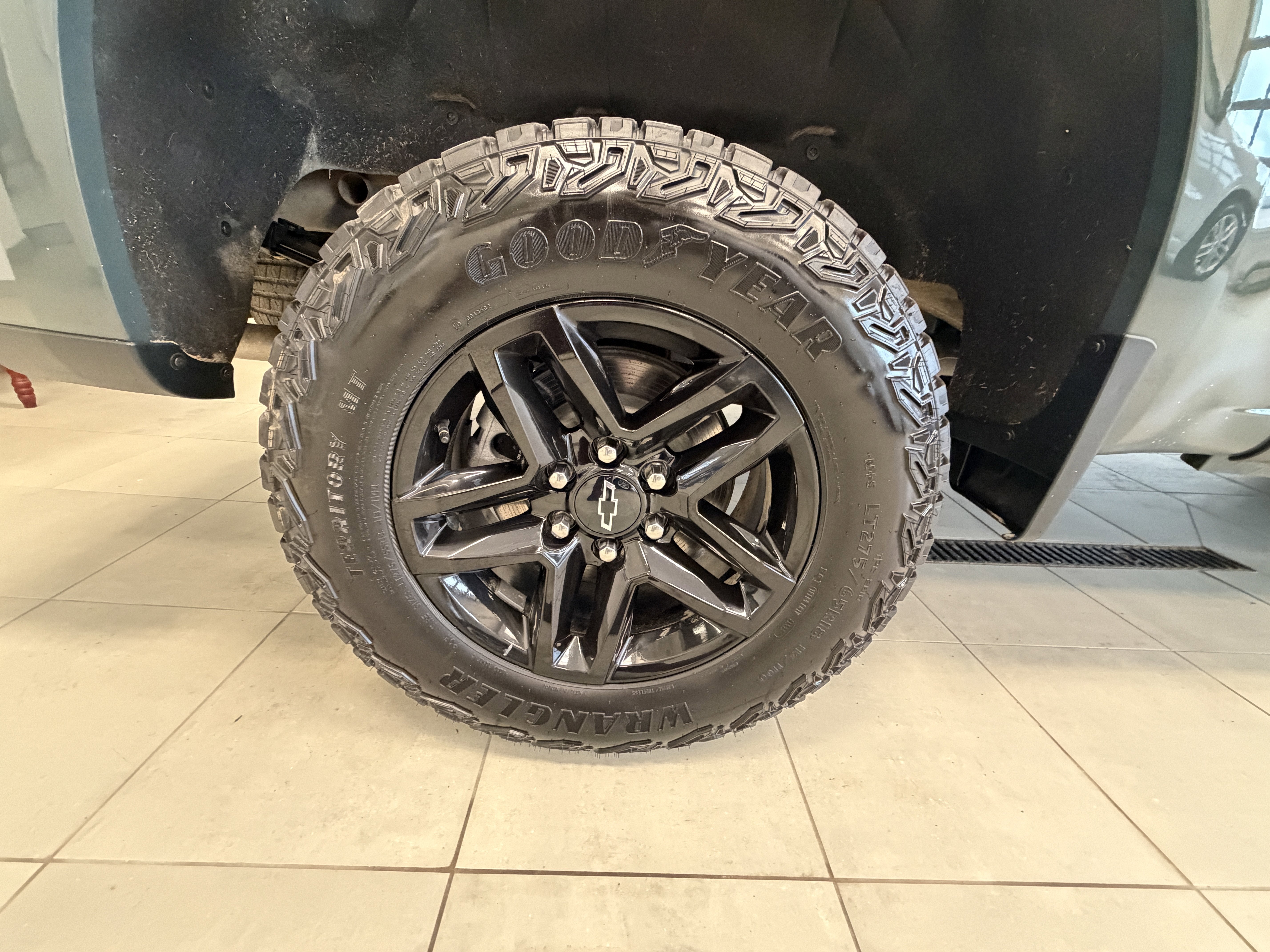 2025 Chevrolet Silverado 1500 Custom Trail Boss