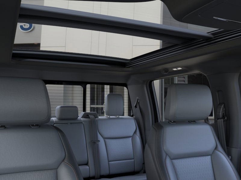 2025 Ford F-150 Lightning LARIAT