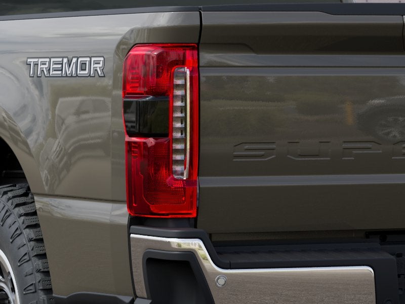 2027 Ford Super Duty F-350® XLT