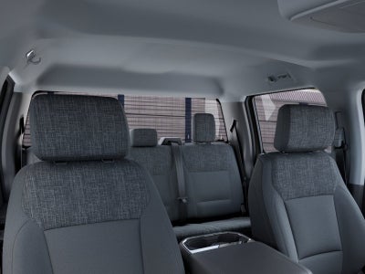 2027 Ford Super Duty F-350 SRW XLT