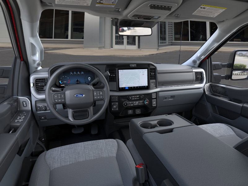 2026 Ford Super Duty F-350 SRW XLT