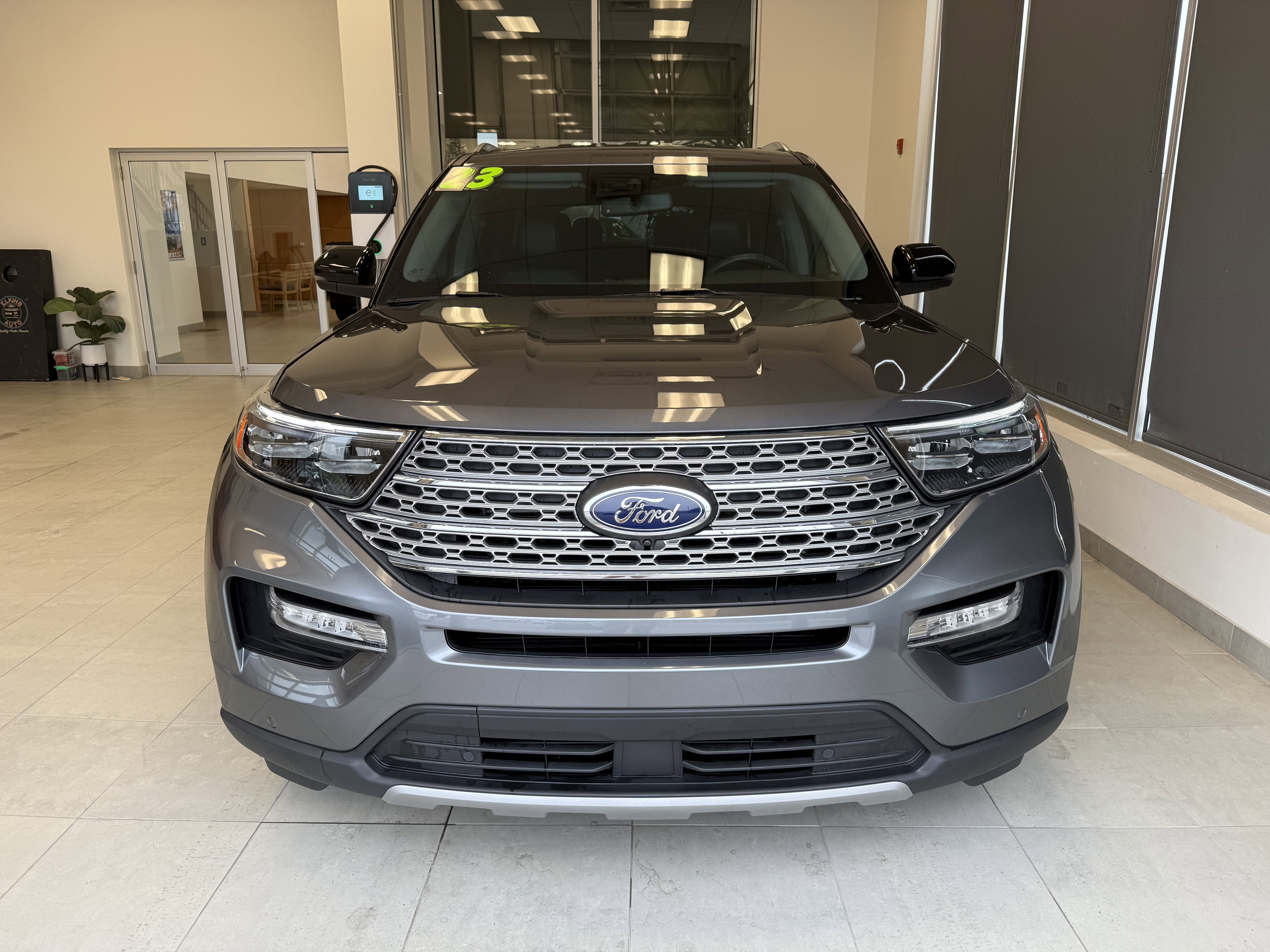 2023 Ford Explorer Limited