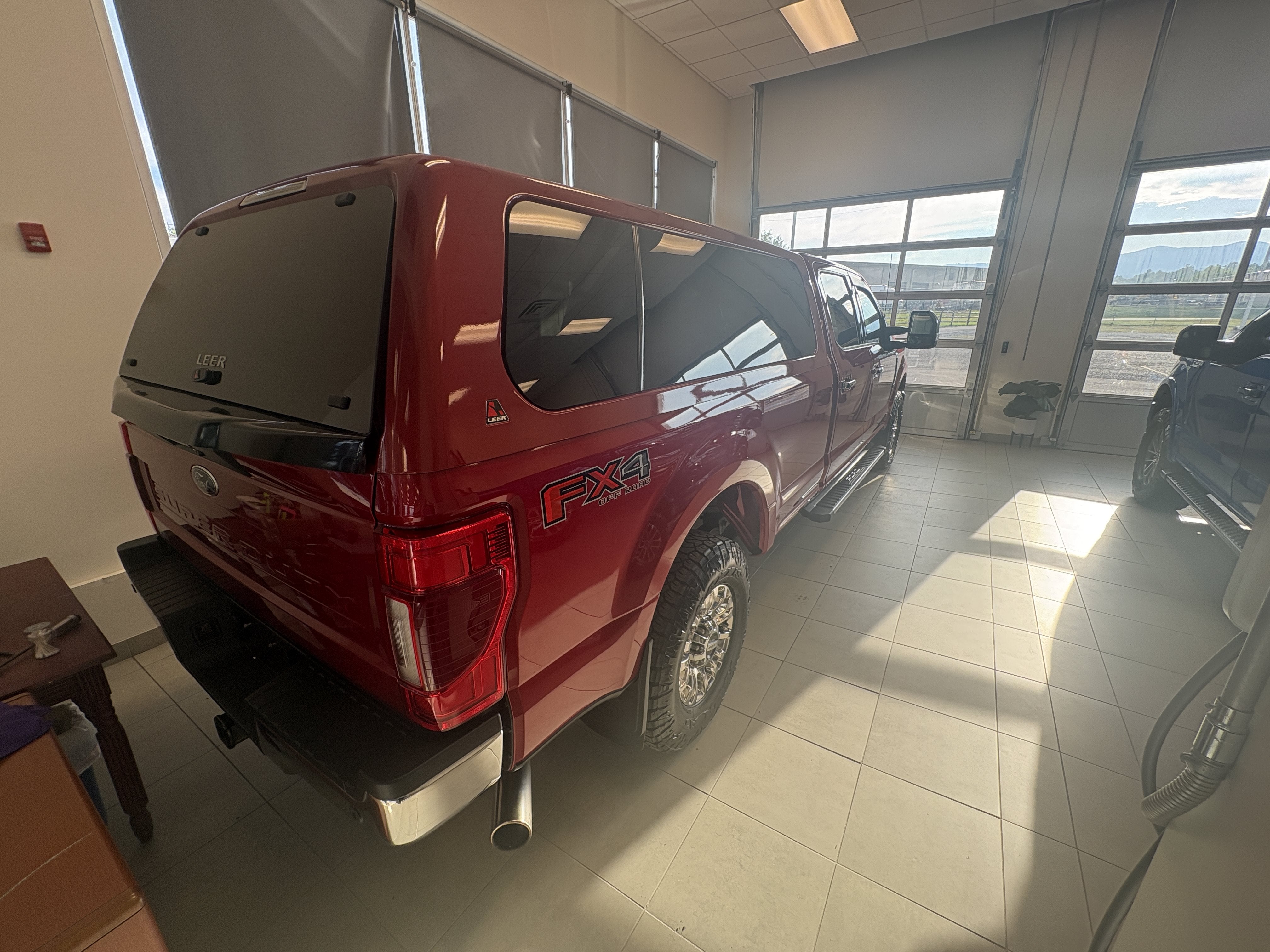 2022 Ford Super Duty F-350 SRW LARIAT