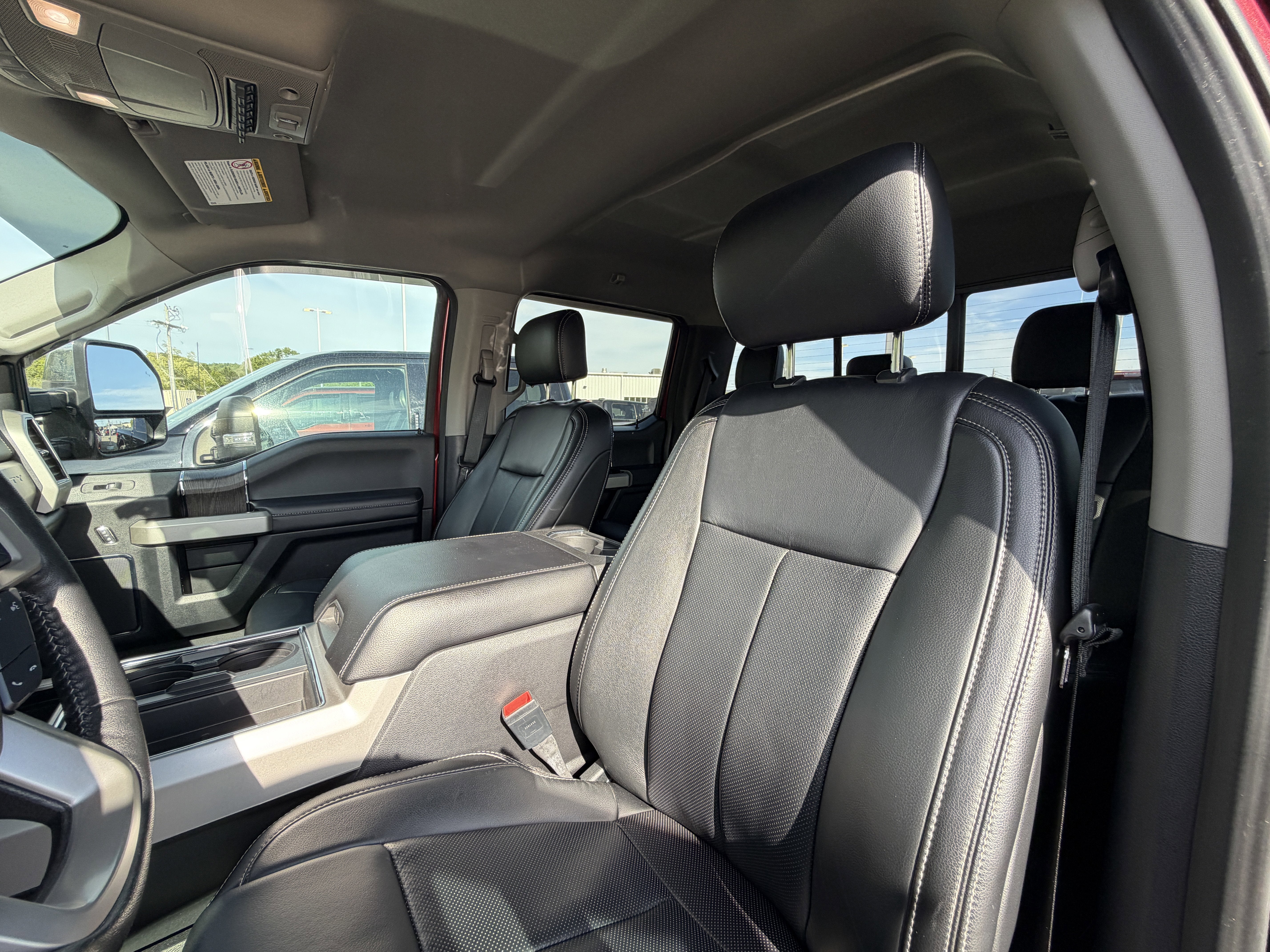 2020 Ford Super Duty F-350 DRW LARIAT