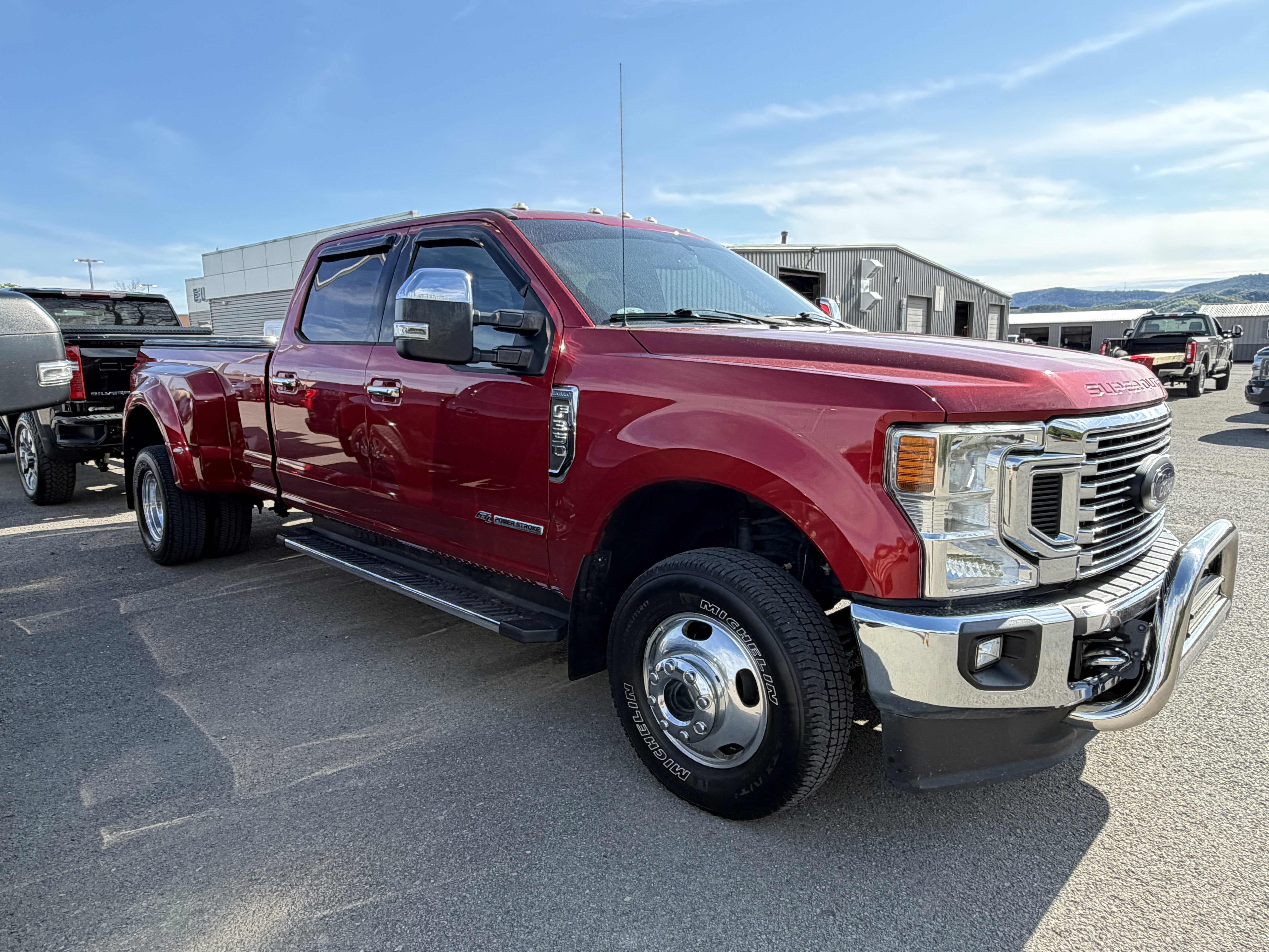 2020 Ford Super Duty F-350 DRW LARIAT