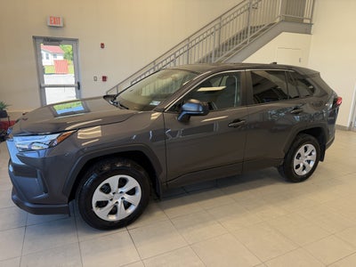 2025 Toyota RAV4 LE