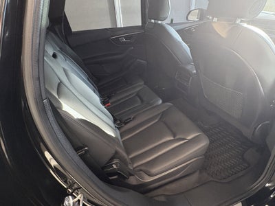 2023 Audi Q7 Prestige
